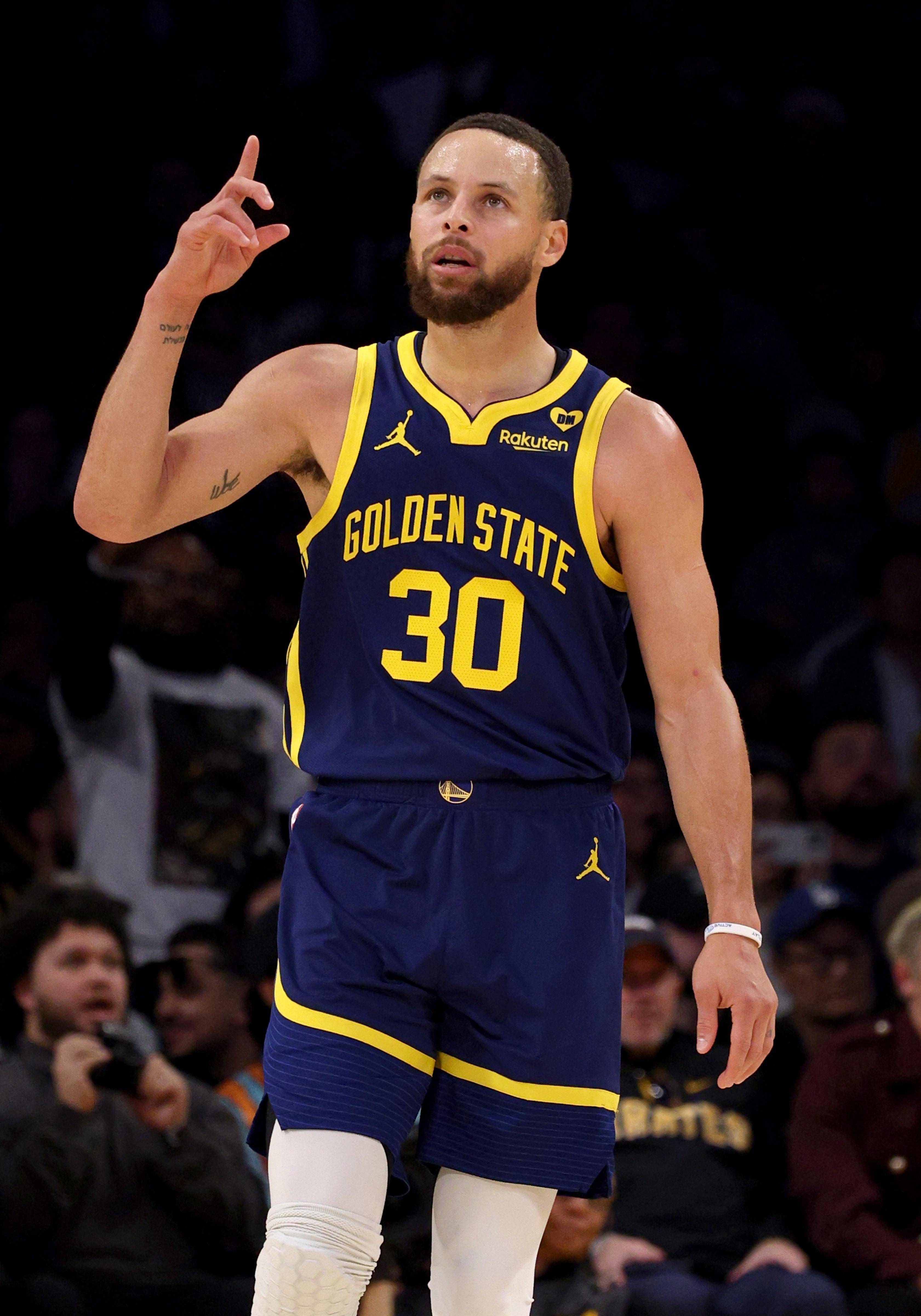 点紧张很正 点紧张很正