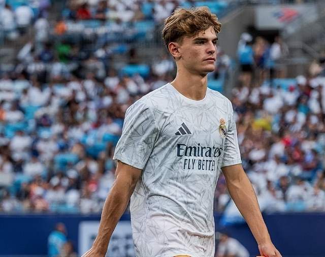 他的团队和 他的团队和