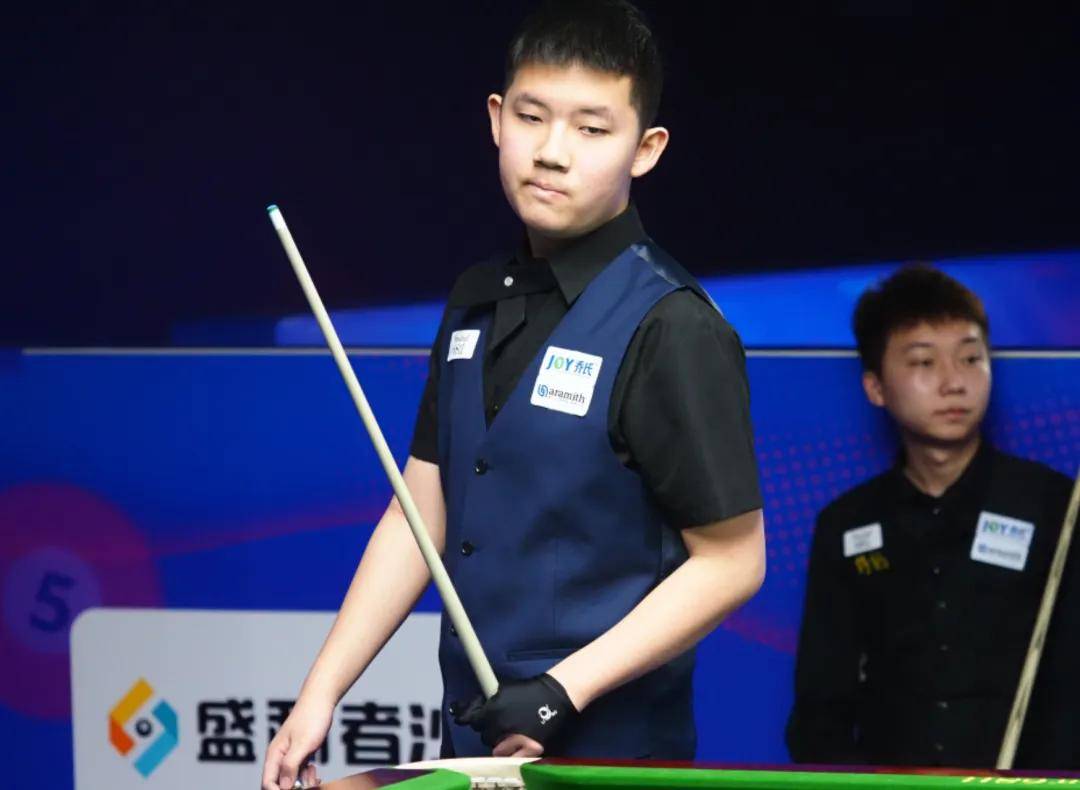 仅在锋线上 仅在锋线上