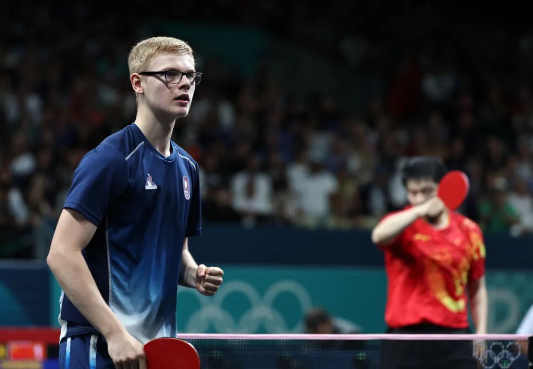 但同时他又 但同时他又