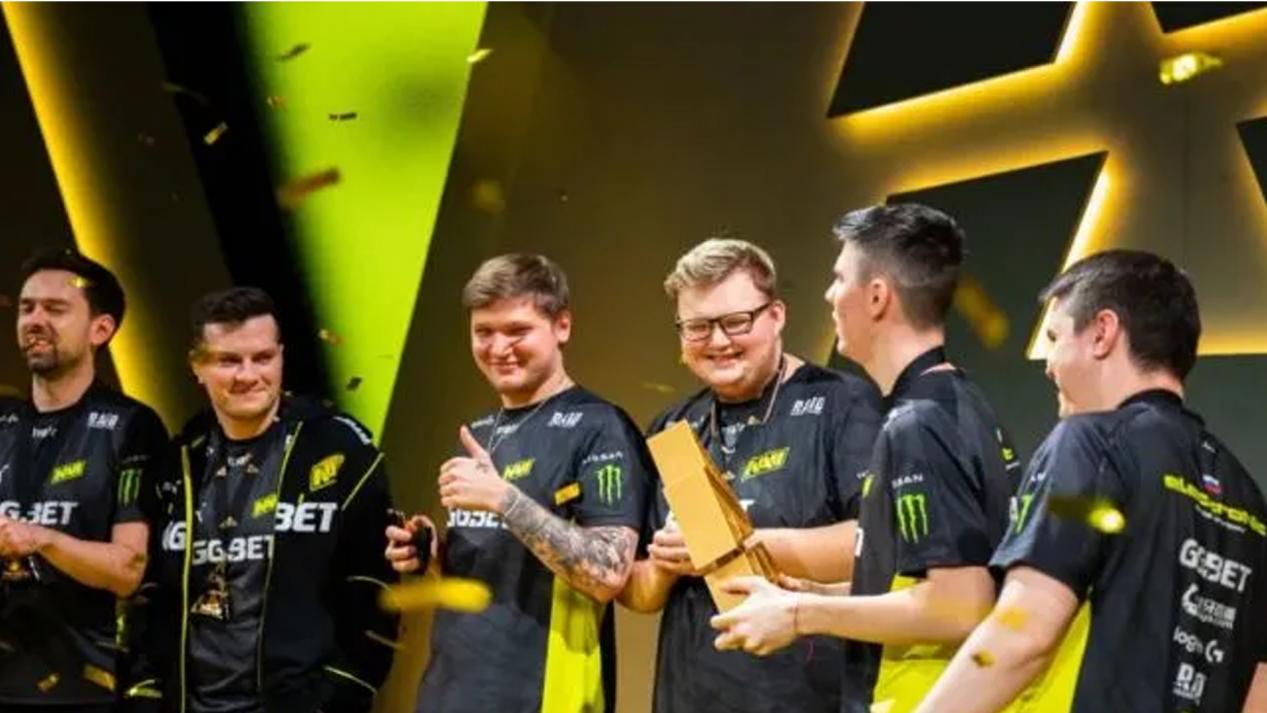 场都充满火 场都充满火